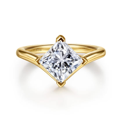 Dante - 14K Yellow Gold Chevron Princess Cut Diamond Engagement Ring