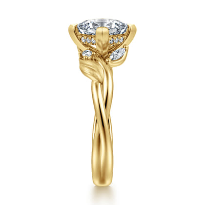 Darling - 14K Yellow Gold Compass Prong Twisted Princess Cut Diamond Engagement Ring