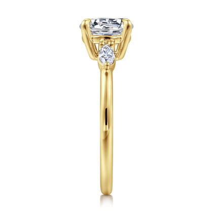 Dela - 14K Yellow Gold Round Three Stone Diamond Engagement Ring