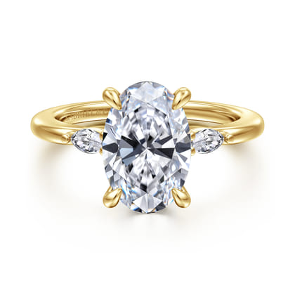 Dela - 14K Yellow Gold Three Stone Oval Diamond Engagement Ring