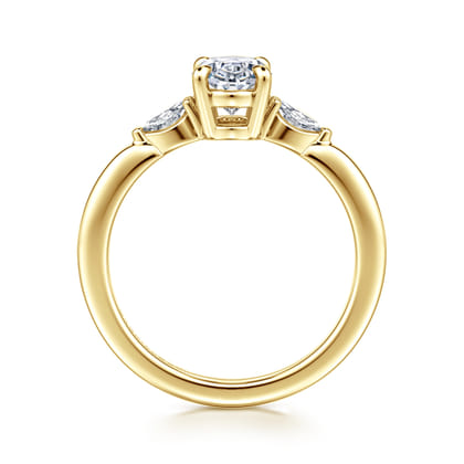 Dela - 14K Yellow Gold Three Stone Oval Diamond Engagement Ring
