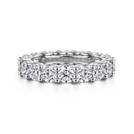 Delfina - 14K White Gold Scallop Setting Round Diamond Eternity Band