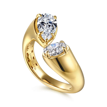 Delta - 14K Yellow Gold Toi et Moi Pear Shape Diamond Engagement Ring