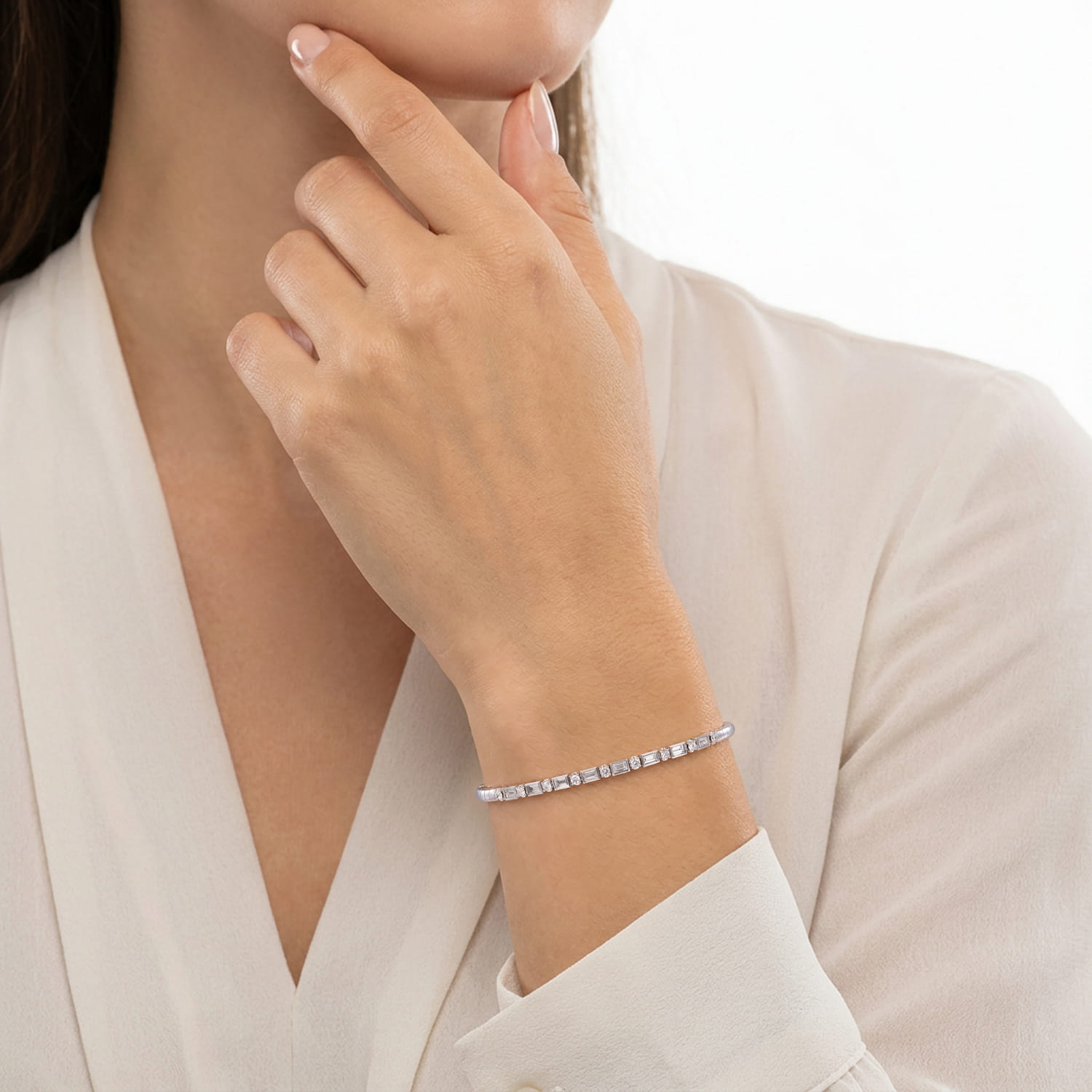 Demure - 14K White Gold Alternating Baguette and Round Diamond Bangle Bracelet - 0.85 ct - Shot 4