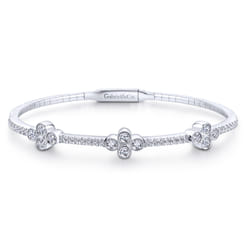 Demure - 14K White Gold Bangle with Quatrefoil Diamond Stations