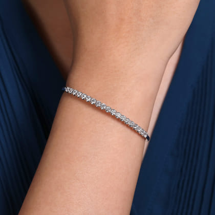 Demure - 14K White Gold Diamond Bangle