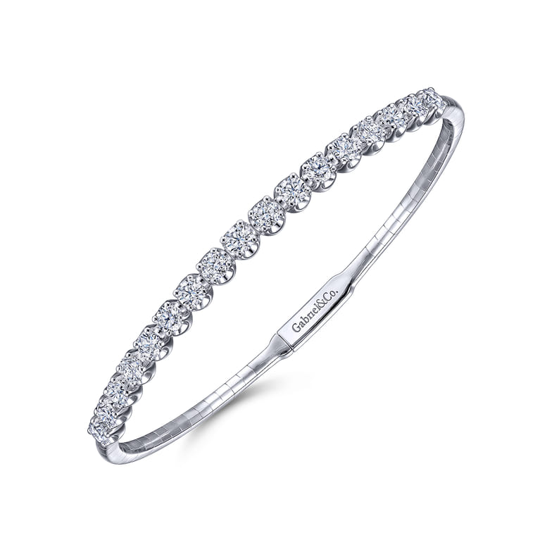 Demure - 14K White Gold Diamond Bangle - 2.25 ct - Shot 2