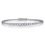 Demure - 14K White Gold Diamond Closed Bangle Bracelet