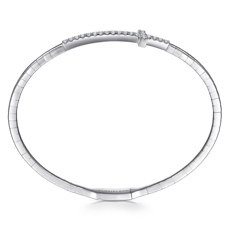 Demure - 14K White Gold Diamond Cross Bangle - 0.4 ct - Shot 3