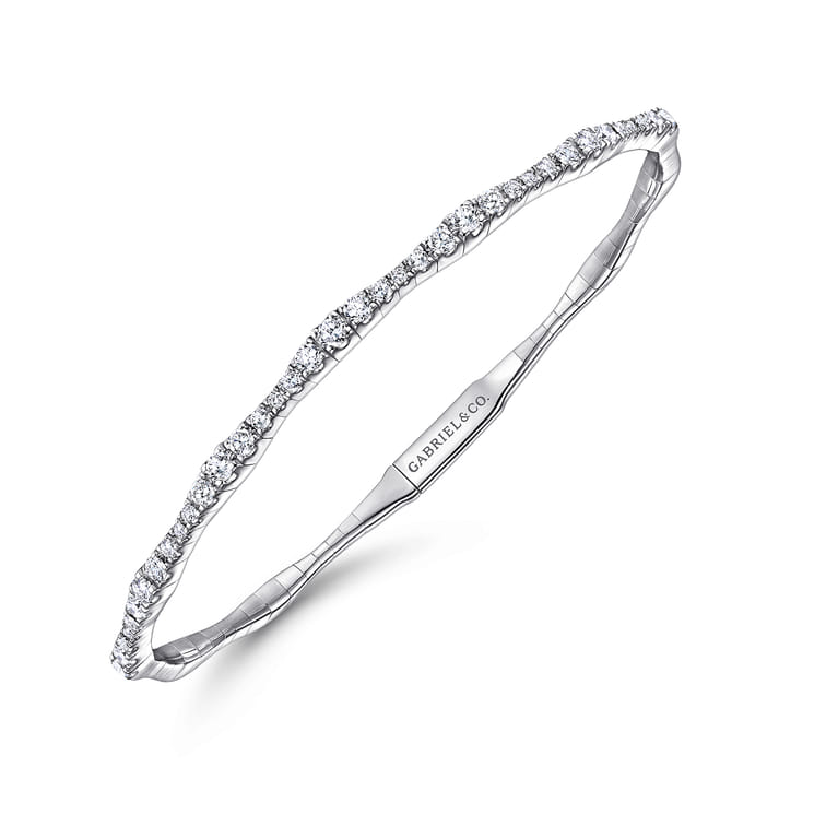 Demure - 14K White Gold Diamond Station Bangle - 1.1 ct - Shot 2