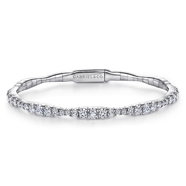 Demure - 14K White Gold Graduating Diamond Station Bangle - 1.87 ct - Shot 1