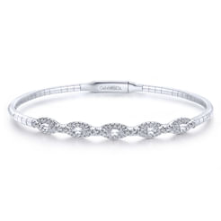 Demure - 14K White Gold Oval Link Diamond Bangle