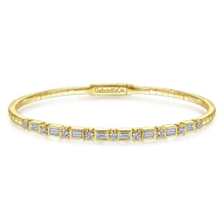 14K Yellow Gold Alternating Baguette and Round Diamond Bangle