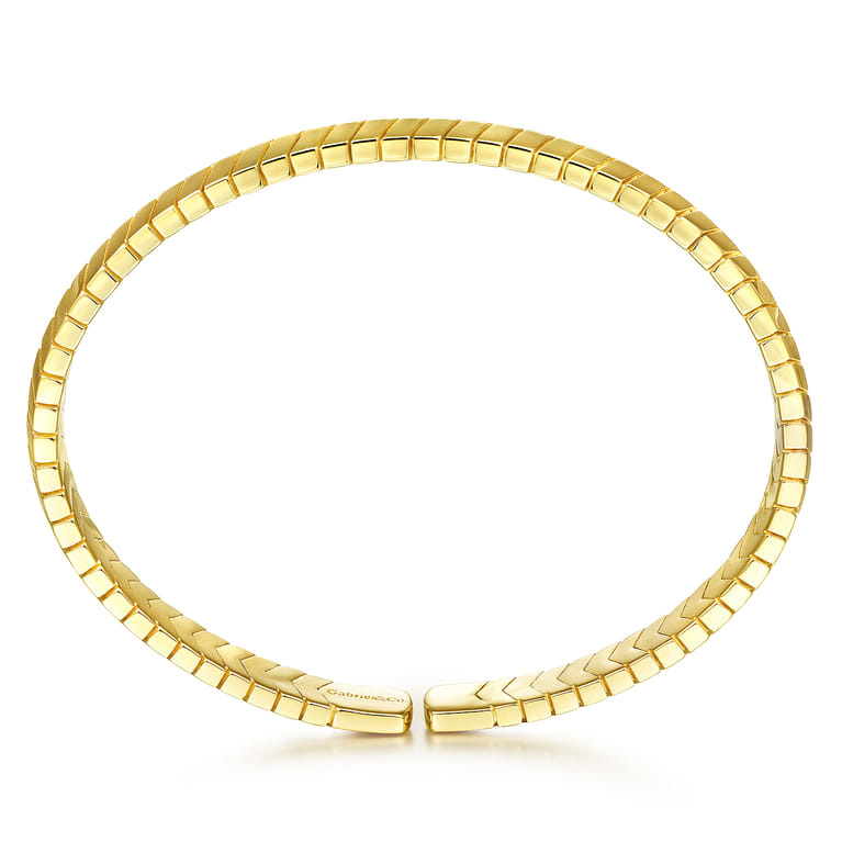 Demure - 14K Yellow Gold Chevron Open Cuff Bracelet - Shot 3