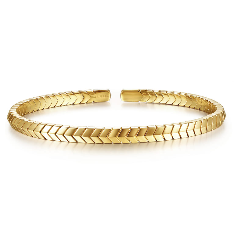 Demure - 14K Yellow Gold Chevron Pattern Cuff Bracelet - Shot 1