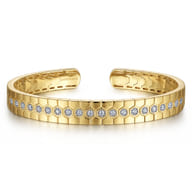Demure - 14K Yellow Gold Diamond Bangle with Hexagon Pattern