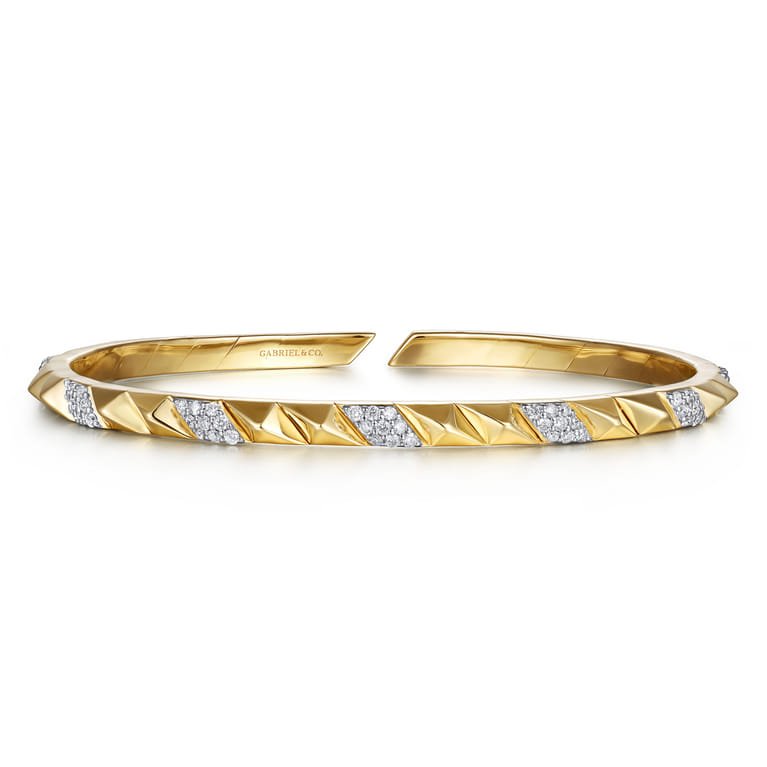 Demure - 14K Yellow Gold Diamond Bangle - 0.47 ct - Shot 1