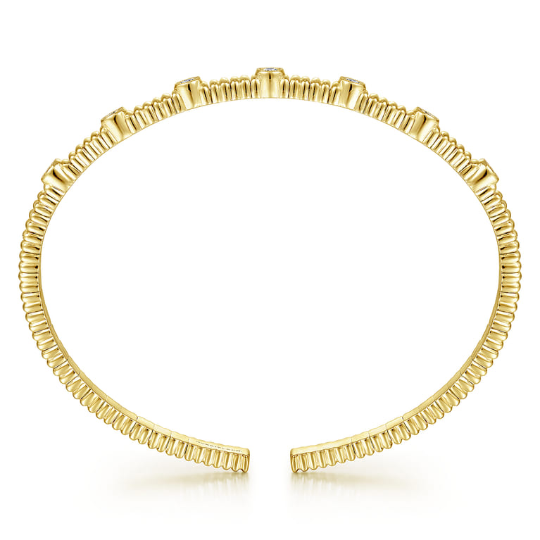 Demure - 14K Yellow Gold Diamond Bangle - 0.4 ct - Shot 3