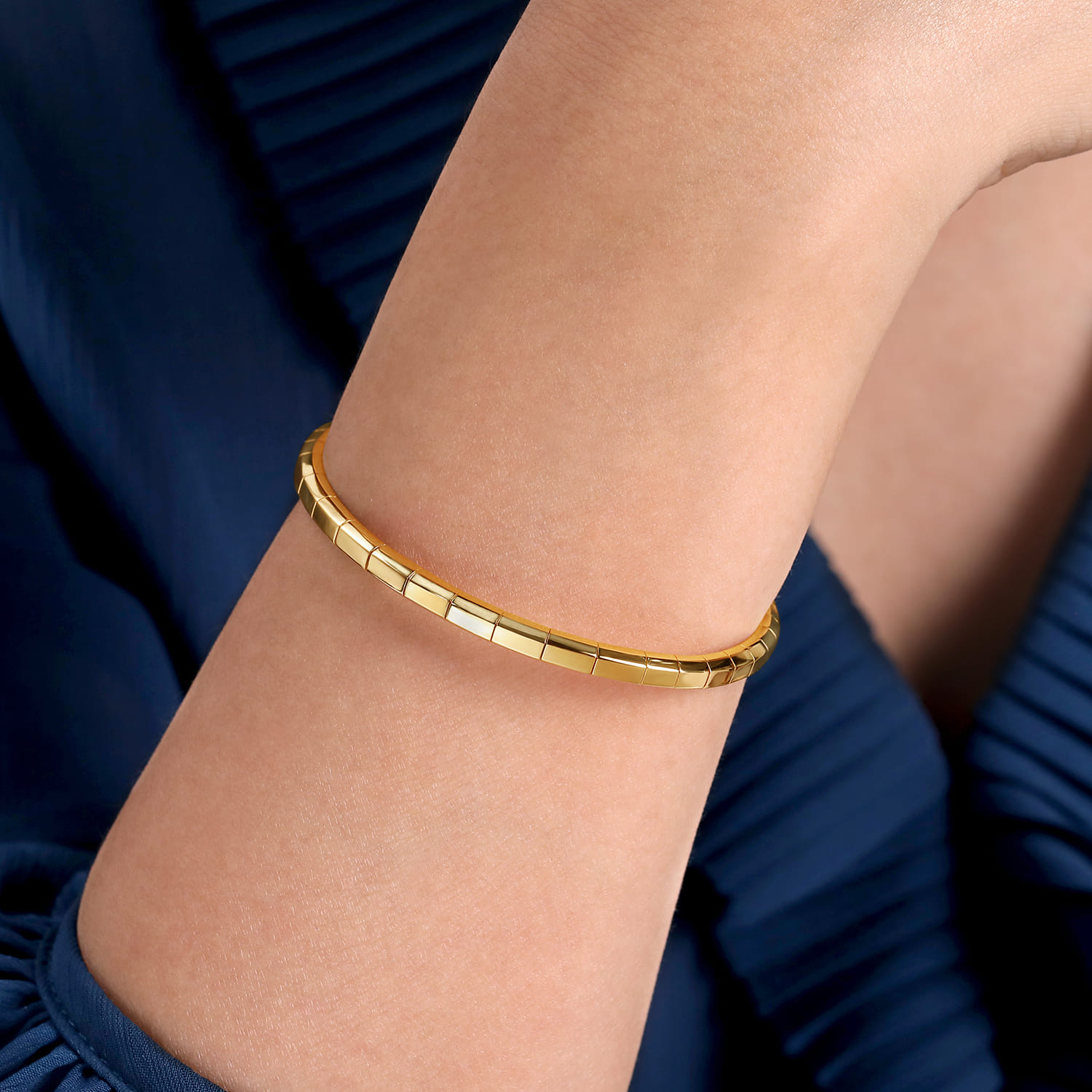 Demure - 14K Yellow Gold Metal Bead Station Cuff Bracelet - Shot 4