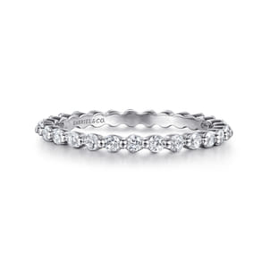 Devinne - 14K White Gold Single Prong Diamond Eternity Band