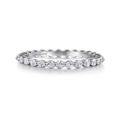 Devinne - 14K White Gold Single Prong Diamond Eternity Band