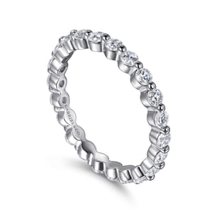 Devinne - 14K White Gold Single Prong Diamond Eternity Band