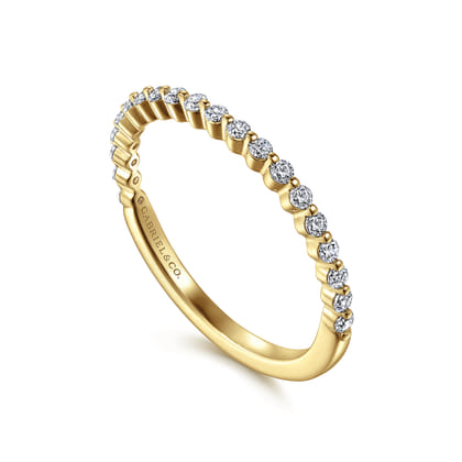 Devinne - 14K Yellow Gold Single Prong Diamond Anniversary Band