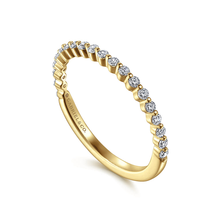 Straight Wedding Ring in 14k Yellow Gold with Round Natural Diamond at Gabriel & Co. - Shot 3