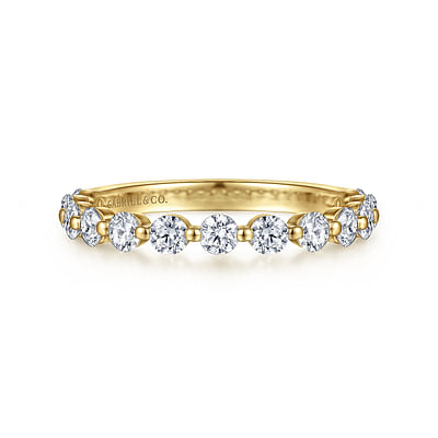 Devinne - 14K Yellow Gold Single Prong Diamond Anniversary Band