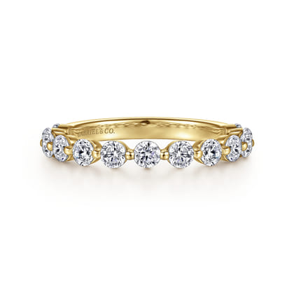 Devinne - 14K Yellow Gold Single Prong Diamond Anniversary Band