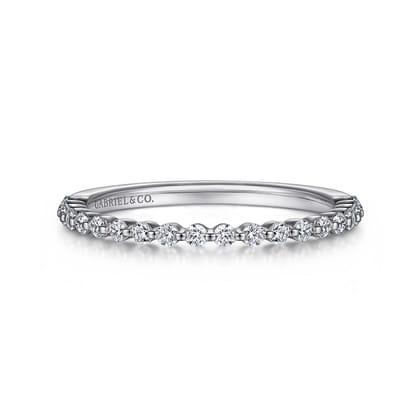 Devinne - Platinum Single Prong Diamond Anniversary Band
