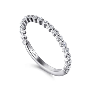 Devinne - Platinum Single Prong Diamond Anniversary Band