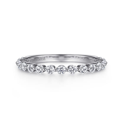 Devinne - Platinum Single Prong Diamond Anniversary Band