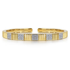 Diamond Cut - 14K Yellow Gold Demure Diamond Bangle Scallop Texture