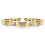 Diamond Cut - 14K Yellow Gold Demure Diamond Bangle Scallop Texture
