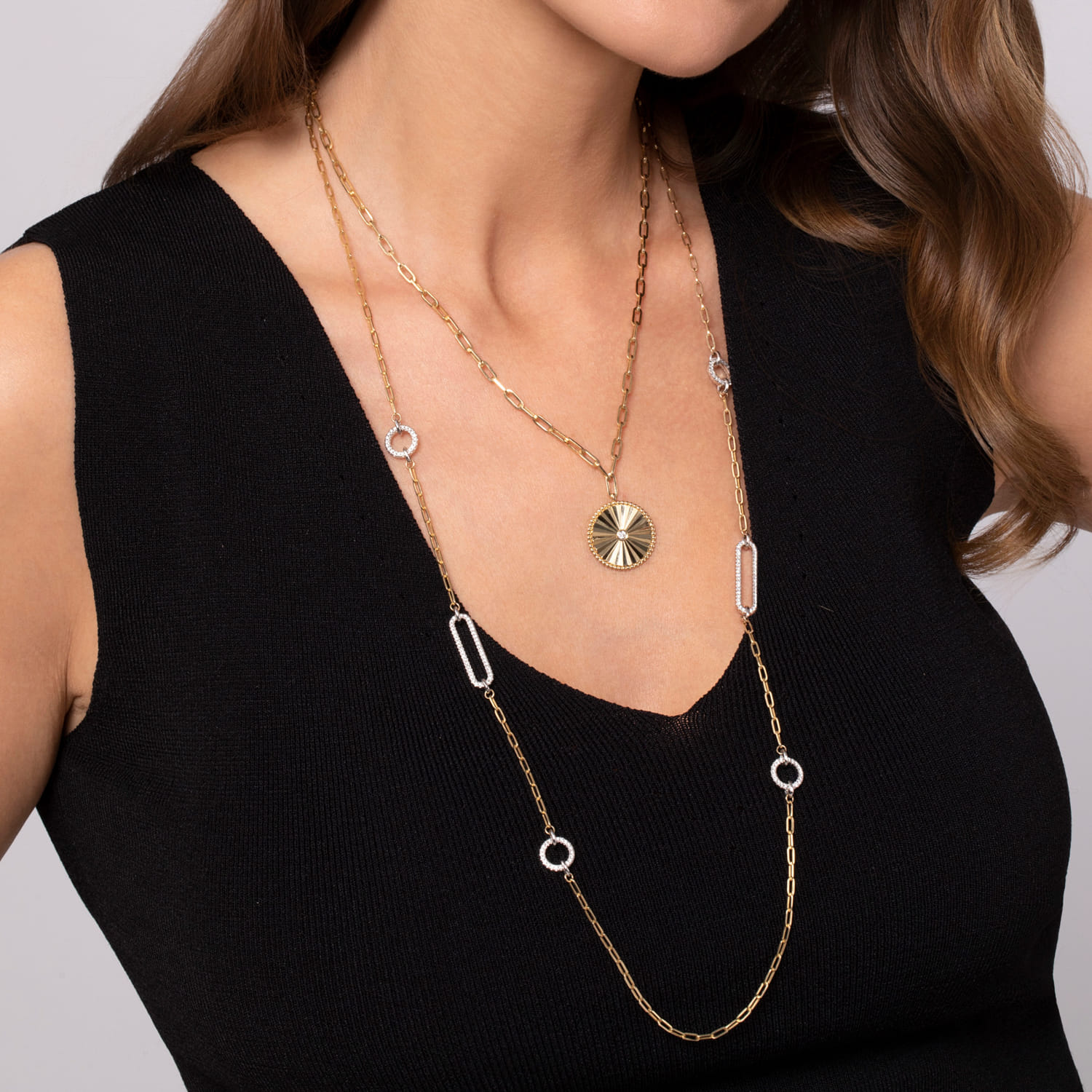 Diamond Cut - 14K Yellow Gold Diamond Medallion Chain Necklace