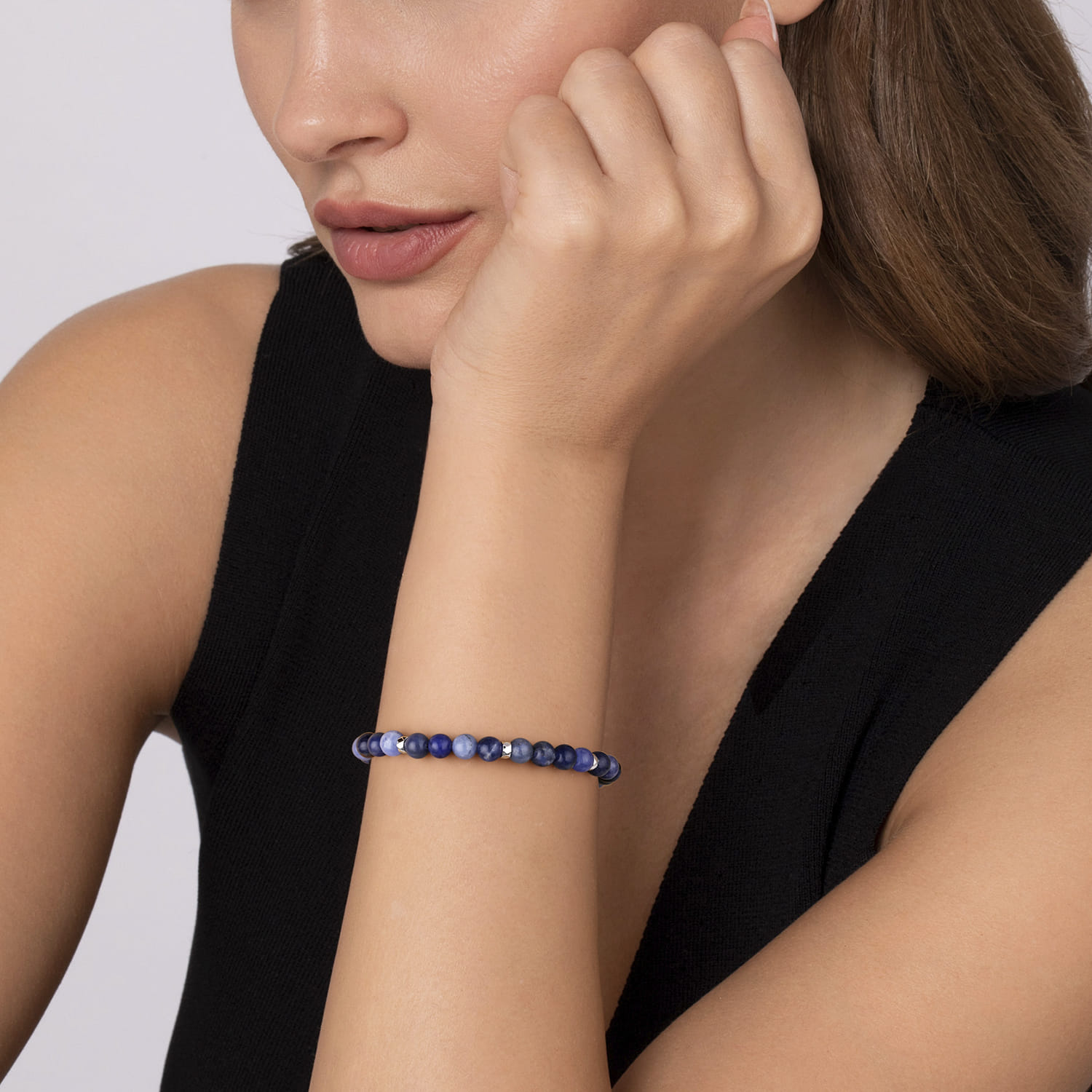 Diamonds Do Good 925 Sterling Silver 6mm Blue Sodalite Bead and Diamond Bracelet