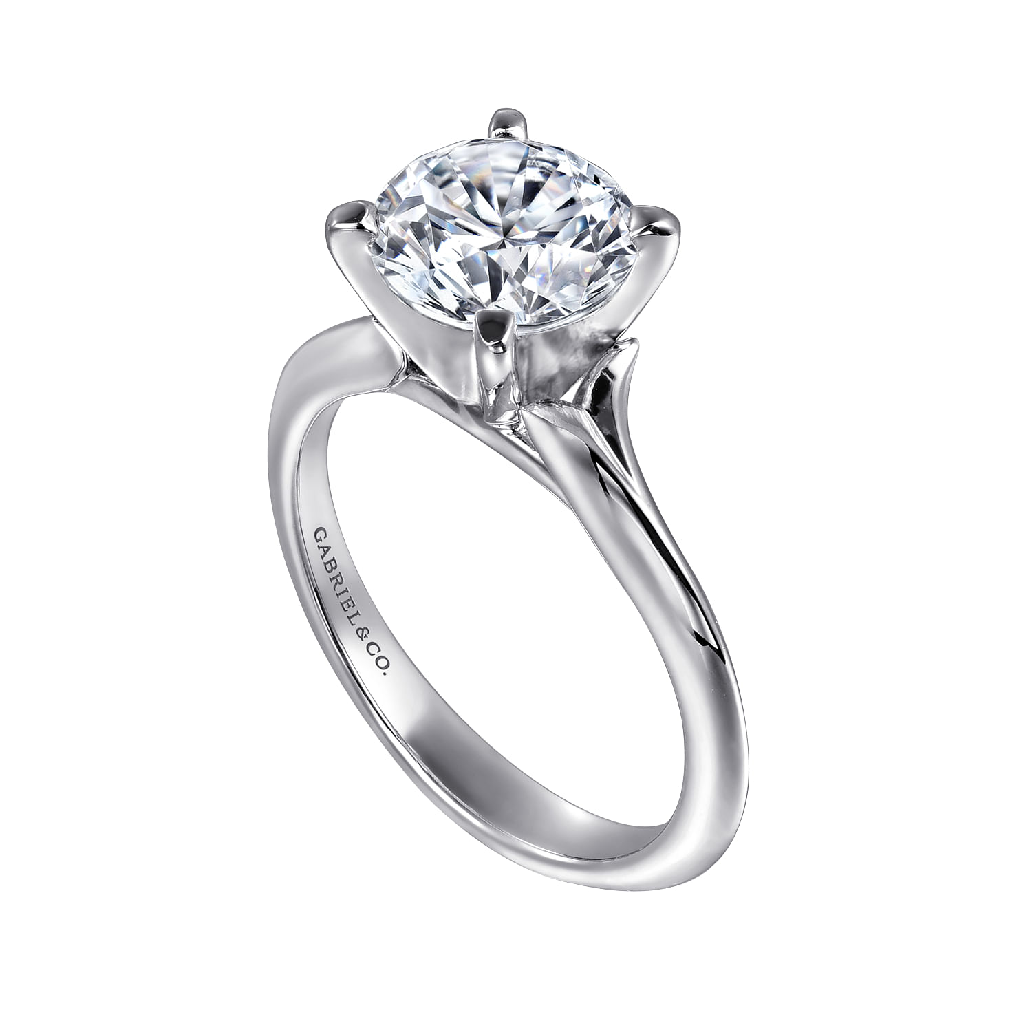 Ellis - Round Diamond Solitaire Engagement Ring in Platinum