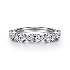 14K White Gold Oval and Round Diamond Anniversary Band 