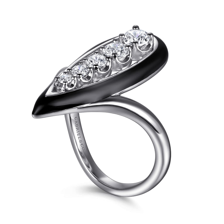 Enamel - 14K White Gold Graduating Diamond Chevron Ring with Black Enamel - 0.5 ct - Shot 3