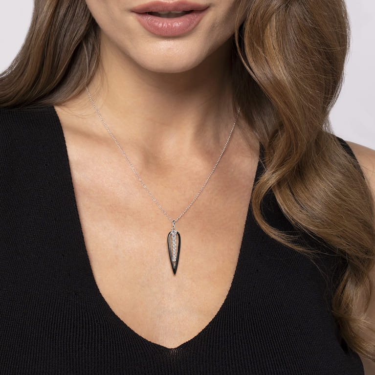 Enamel - 14K White Gold Graduating Diamond Pendant Necklace with Black Enamel - 0.5 ct - Shot 3