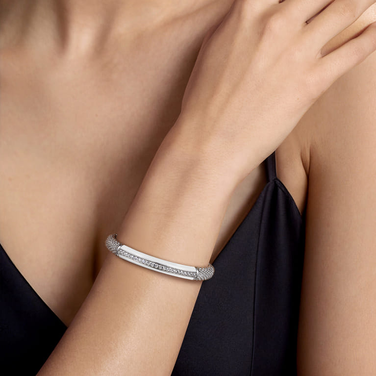 Enamel - 925 Sterling Silver Bujukan White Sapphire Bar Split Bangle with White Enamel - Shot 4