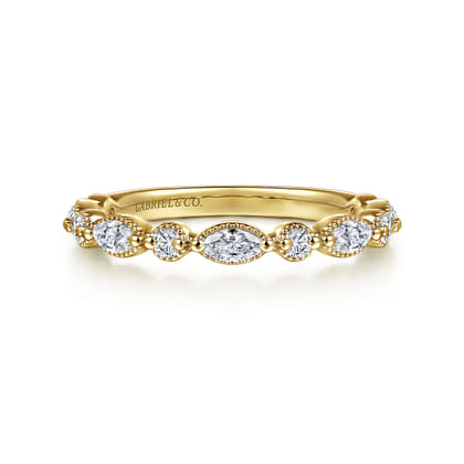 Esperanza - 14K Yellow Gold Double Prongs Marquise and Round Diamond Anniversary Band
