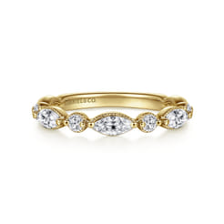 Esperanza - 14K Yellow Gold Double Prongs Marquise and Round Diamond Anniversary Band