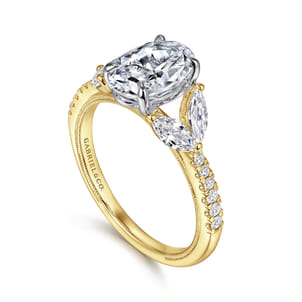 Estrelle - 14K Yellow Gold Oval Diamond Engagement Ring