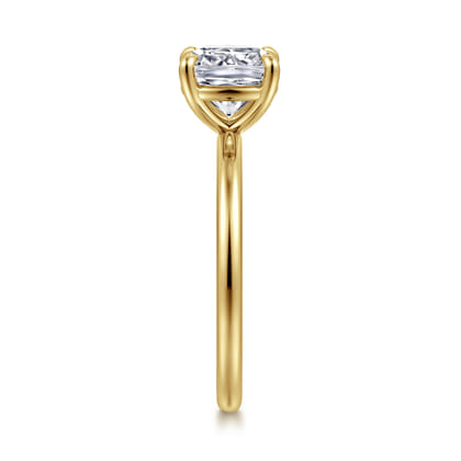 Evelina - 14K Yellow Gold Pear Shape Solitaire Diamond Engagement Ring