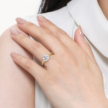 Evelina - 14K Yellow Gold Pear Shape Solitaire Diamond Engagement Ring