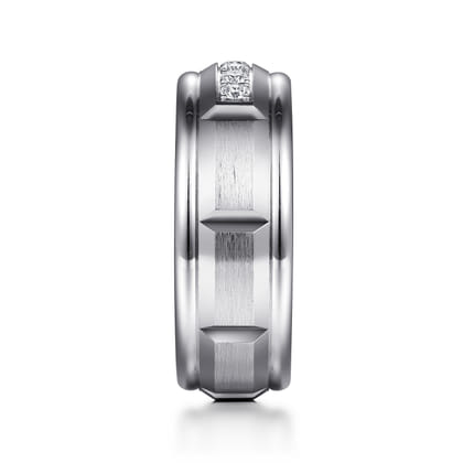 Everett - 14K White Gold Diamond Men's Band in Satin Finish