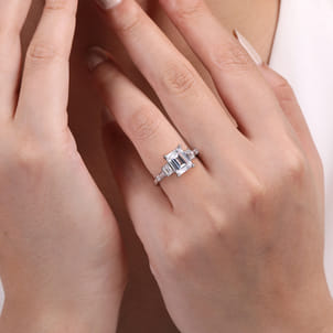 Everley - 18K White Gold Emerald Cut Five Stone Diamond Channel Set Engagement Ring