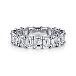 Evora - 14K White Gold Shared Prong Emerald Cut Diamond Eternity Band